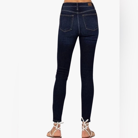 Judy Blue Skinny Fit Jeans, EUC - Picture 2 of 14